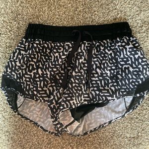 Lulu lemon shorts! size 6
